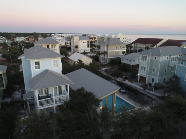 88 Chelsea Loop and the community pool right next door!