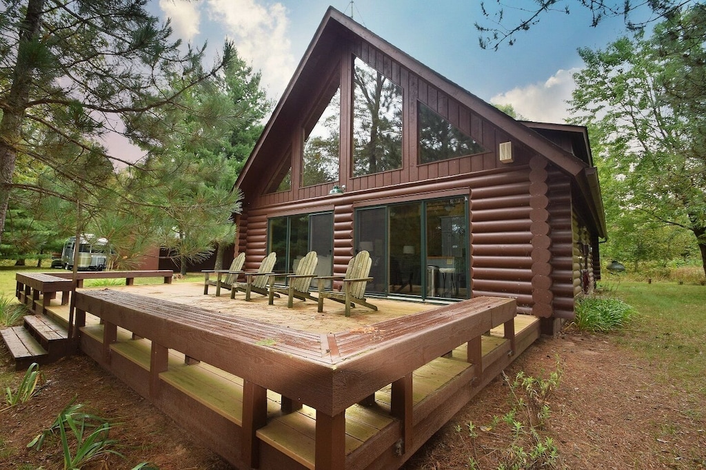 Log Cabin on Spring Fed Lake Little Bear - Webb Lake