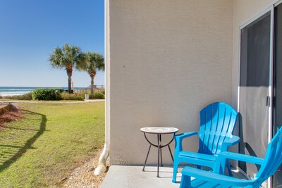 BEACHFRONT---First Floor, Family Friendly Condo with FREE BEACH SERVICE!!