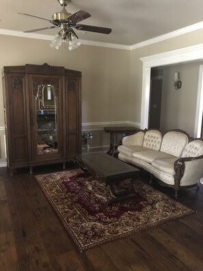 sitting room