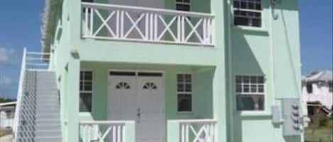 Exterior View - front.