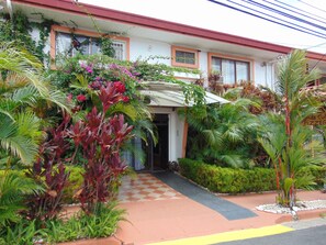 Front of Casa Lima B&B 2021