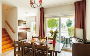 Enjoy the bright and sunny living and dining area.
