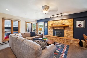Living Room, Village at Breckenridge Wetterhorn 3404, Breckenridge Vacation Rental