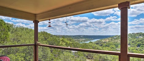 Austin Vacation Rental | 3BR | 2BA | 1,550 Sq Ft | Stairs Required