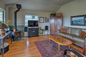 Living Room | Wood-Burning Stove | Board Games & Books