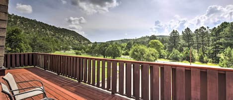 Ruidoso Vacation Rental | 5BR | 3BA | 3,200 Sq Ft | Stairs Required