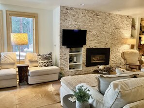 SWP Iron Horse Living area