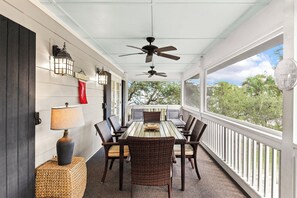 Wahoo Balcony