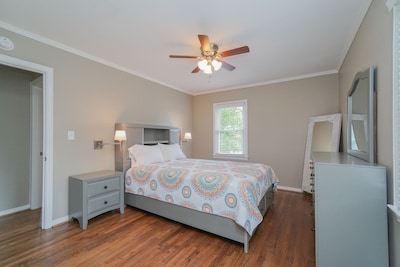 Butternut cottage in the heart of beautiful Greenville South Carolina 