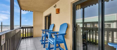 Relax on the balcony with your favorite refreshment