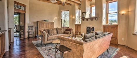 Santa Fe Vacation Rental | 3BR | 3BA | 4,221 Sq Ft | Stairs Required