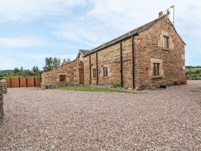 Rose Hips Barn, WHEELTON