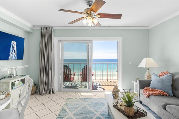 Beachfront with awesome balcony!