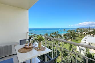 Wow! Ocean View Studio at Waikiki Shore, Just Steps to Waikiki Beach!