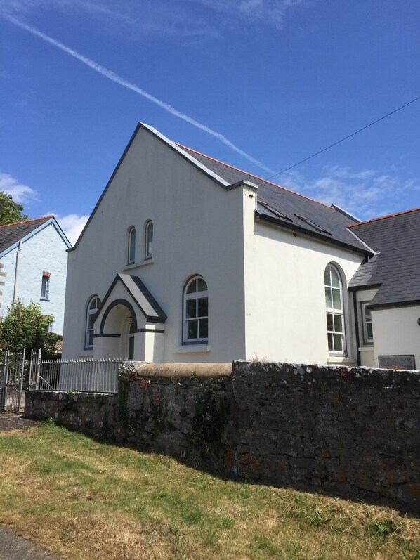 Zoar Chapel  - Built 1865 