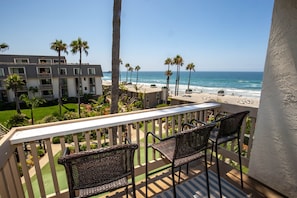 Ocean-Close Whitewater Views!