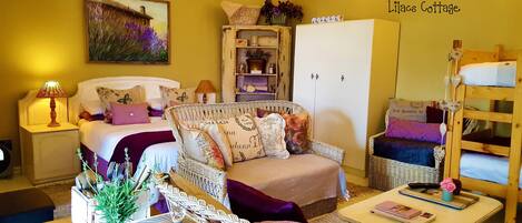 Lilacs cozy Interior