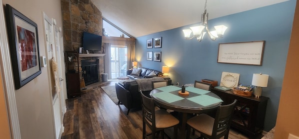 Living Space and Dinning room