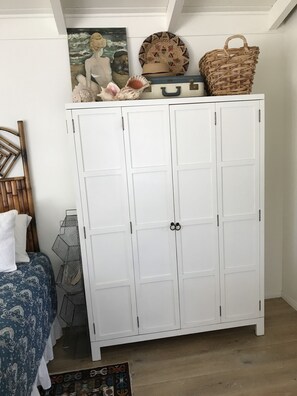 Studio Closet