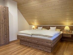 Ferienwohnung Feldberg - Doppelbett 2