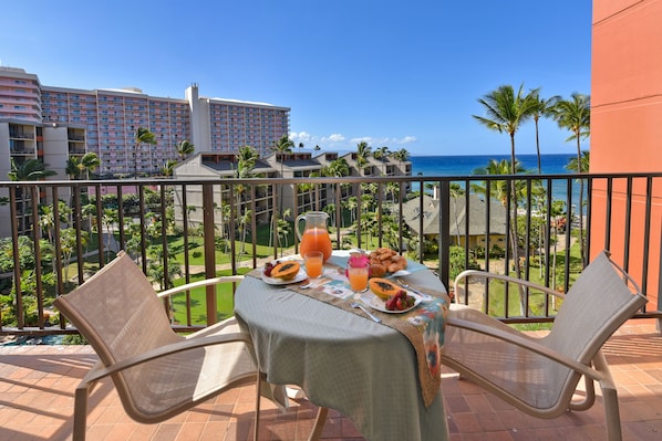 Kaanapali Shores 613 lanai 1