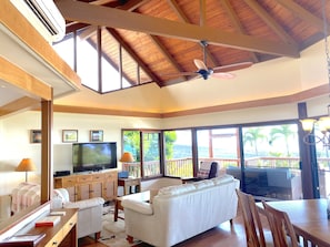 Living / Dining Southwest 2
