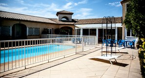 Utomhuspool