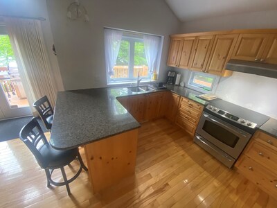 Lakehouse 4 bedrooms - 40 min from Ottawa