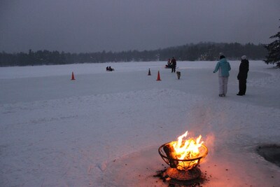 Lakehouse 4 bedrooms - 40 min from Ottawa