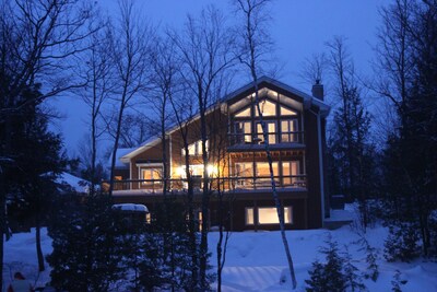 Lakehouse 4 bedrooms - 40 min from Ottawa
