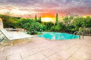 Pool, Scenic View