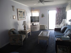 Living Rm.