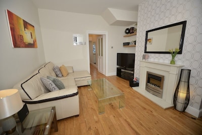 South Shields beautiful flat ,2 bedrooms 2 minutes walk to seafront