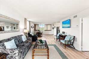 Relaxing open-concept layout