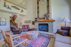 Main Living Room with gas fire place.