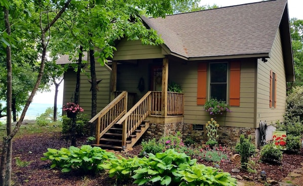 Stoneridge Cottage II