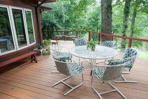 Deck with outdoor grill