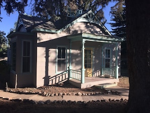 Front view in Spring