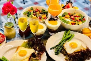 Breakfast meal