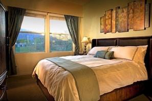 1st Master Bedroom - PGA West Vacation Rental