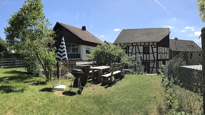 Haus Innerdorf - gemütliches Ferienhaus im Taunus - am Limeskastell Pohl
