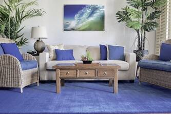 SANDY BEACH RESORT New remodel with air conditioning. Beach 2min walk!