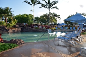 Free entrance to our pool with slide, jacuzzi, fitness center, tennis, etc.