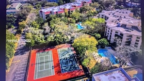 Private tennis and pickleball courts only for guests to enjoy in courtyard.
