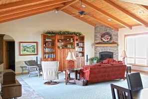 Another photo of Living Room.