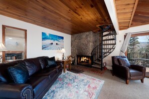 Main Living Space - Wood Burning fireplace (wood provided), TV and 2 pull out couches (queen)