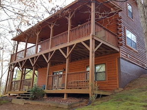 Cabin Rear