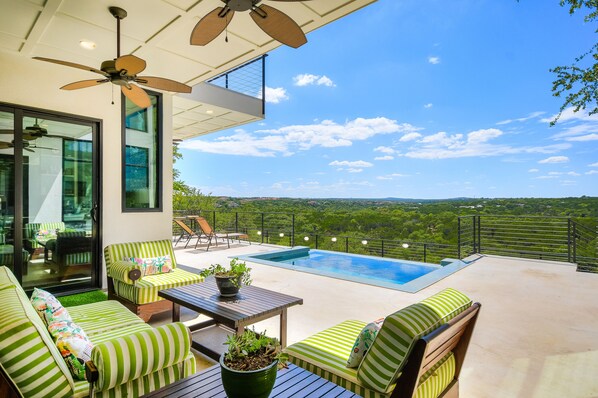 Pool Deck - Enjoy bright sunny days at this fabulous estate. You'll feel like you're at a private retreat, while only being 8 miles away from downtown Austin.