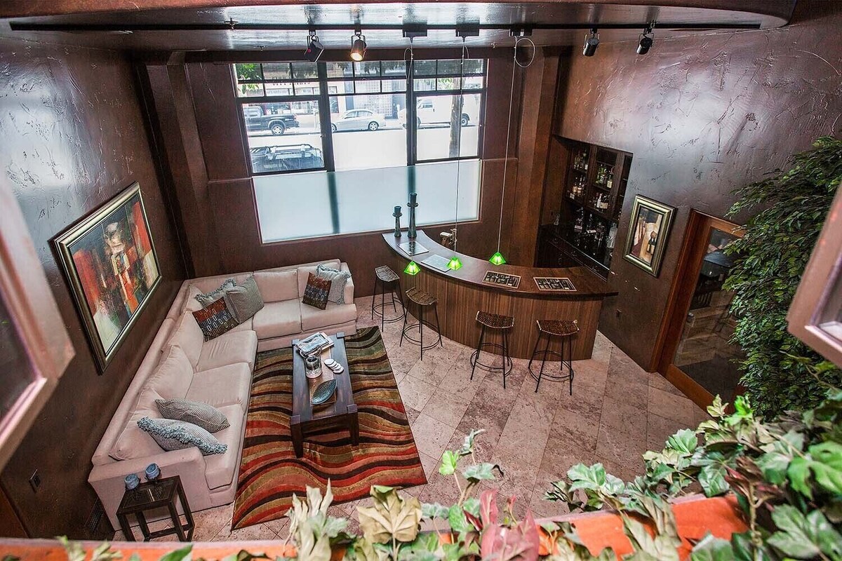 Hip and coolest loft in the City!